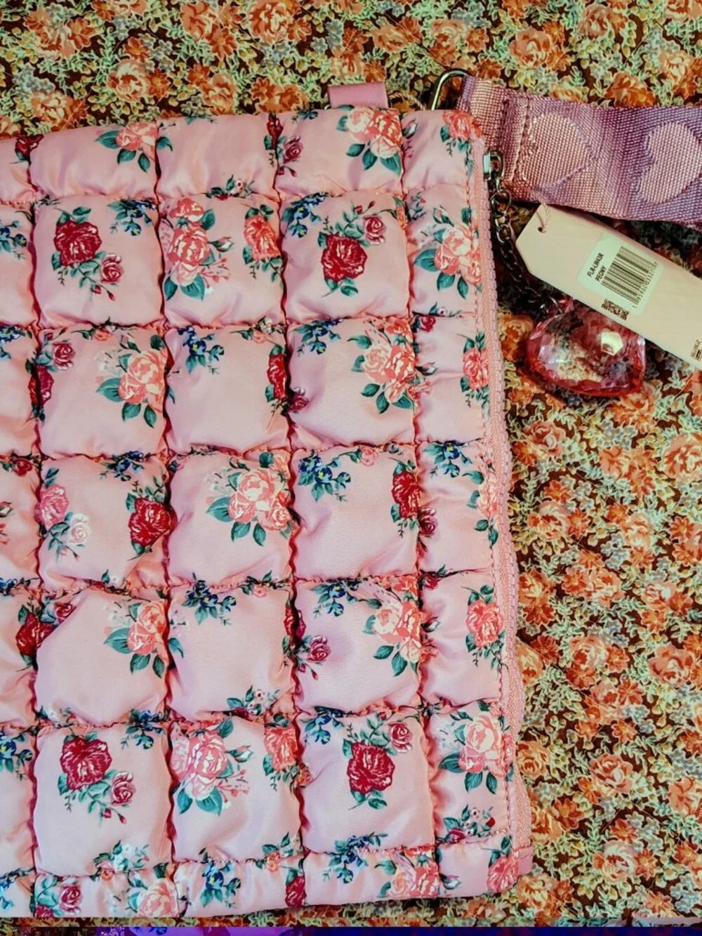 NWT Miss Gwen's OMG Accessories Floral Makeup Pouch, Strap, Heart Charm